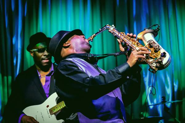 152 sax jazz 600x400 1